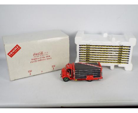 Danbury Mint - A boxed 1:24 scale #127-002 'Replica of the 1938 Coca Cola Delivery Truck' by Danbury Mint. The model appears 