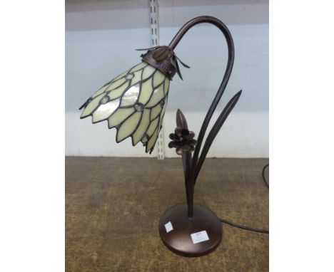 A Tiffany style table lamp 