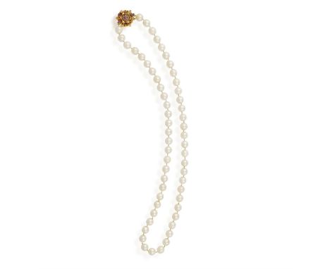 A SINGLE-STRAND, CULTURED PEARL NECKLACEDiameter of cultured pearls ca. 8.3-9mms, the 9ct gold clasp of floral motif, set wit