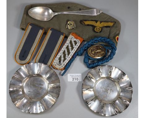 Assorted militaria items to include: German design epaulettes, badges, skull badge, nickel spoon with date 1937 and a German 