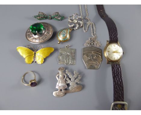 Miscellaneous Items of Jewellery, including a gold and amethyst ring, two silver pendants, one on a silver chain, a silver an