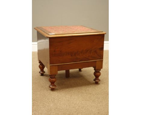 Victorian figured mahogany commode, W48cm, H42cm, D42cm