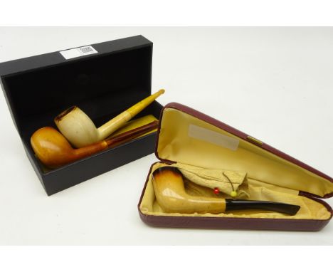 Genuine Block Meerschaum pipe and two similar pipes (3)   Condition Report   Click here for further images, condition, auctio