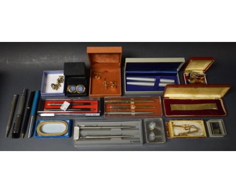 Gentleman's Accessories - cuff links; pens and pencils, including Parker; a watch strap; a horseshoe tie clip; others; qty