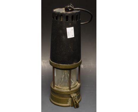 A Richard Johnson Clapham and Morris miners lamp