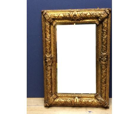 A good C19th carved gilt wood mirror 98 X 67cm 