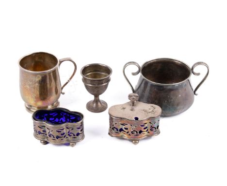 Five silver and silverplated table items. Comprising a two-piece cruet set of lidded pot and salt, hallmarks for Birmingham 1