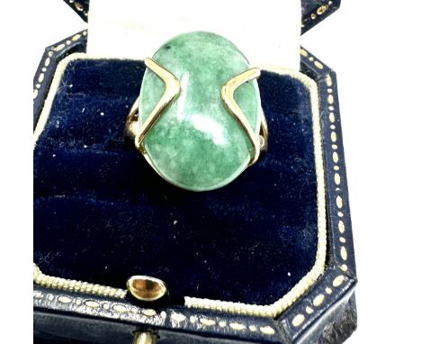 9ct gold jade ring weight 6.3g