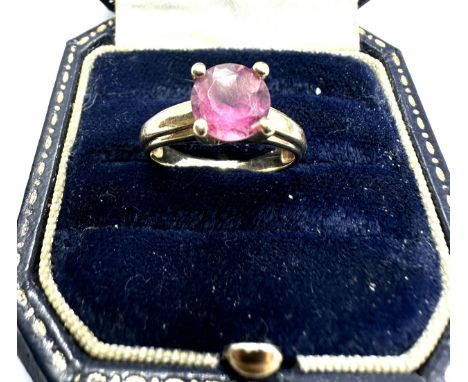 9ct gold tourmaline  ring weight 2.8g