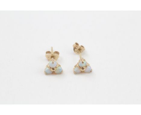 14ct gold opal cluster stud earrings (0.9g)