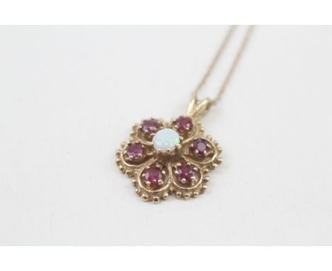 9ct gold opal &amp; ruby cluster pendant &amp; chain (2.2g)