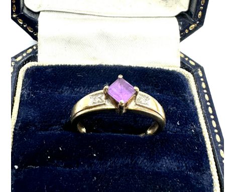 9ct gold amethyst & diamond ring weight 2.9g