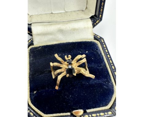 9ct gold sapphire spider ring weight 2.2g