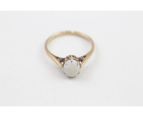 9ct gold vintage opal ring (2g) ring size O