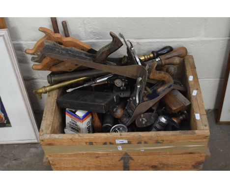 Wooden crate with a quantity of hand tools and other items