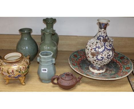 Mixed Oriental wares including a Chinese crackleglazed arrow vase and two Korean vases, etc., dish diameter 40cm