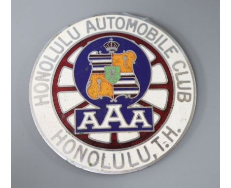 A Honolulu Automobile Club badge