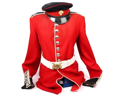 A post 1953 scarlet tunic of the Honourable Artillery Company (Infantry Section), complete with buff leather waistbelt. GC £7