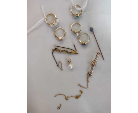 A collection of jewellery to include, five hallmarked 9ct gold rings, a brooch stamped '9CT', a brooch tested as 9ct gold, a 