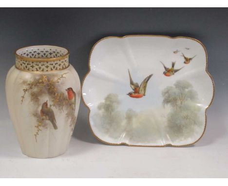 A Grainger &amp; Co. Royal Worcester vase, the lobed body painted with birds, pierced rim, 20cm high; a Grainger &amp; Co. Ro