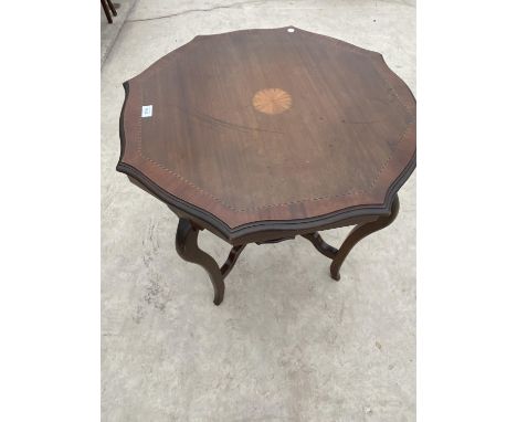 AN OCTAGONAL INLAID MAHOGANY SIDE TABLE WITH LOWER SHELF 