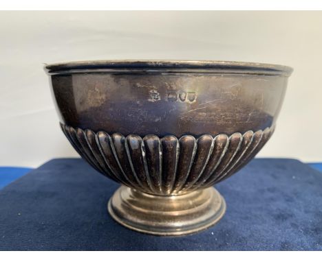 SILVER WALTER & JOHN BARNARD LARGE SUGAR BASIN, LONDON 1894 TOTAL GROSS WEIGHT APPROX 239 GRAMS OR 8.4 OUNCES 