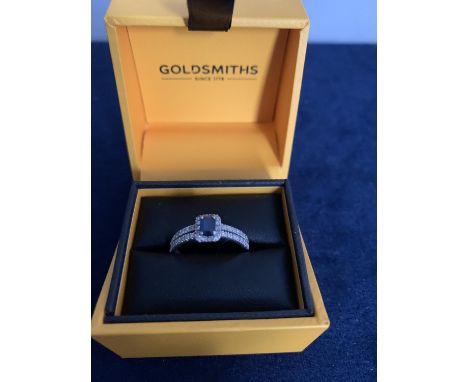 18CT WHITE GOLD EMERALD CUT SAPPHIRE &amp; DIAMOND CLUSTER RING WITH DIAMOND SET SHOULDERS SIZE M BOXED APPROX 3 GRAMS 