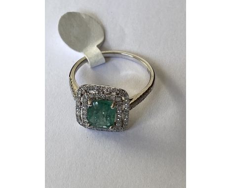 A 9 CARAT WHITE GOLD FLUORITE AND DIAMOND RING (0.4 CARAT - RING SIZE N 
