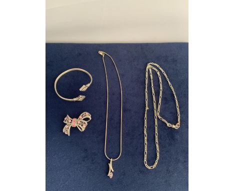 SILVER FIGARO NECKLACE, PENDANT ON SNAKE NECKLACE, A SILVER CZ SET BANGLE AND A COSTUME PINK STONE SET BROOCH 