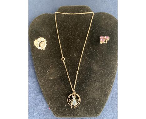 TWO VICTORIAN CHESTER MARKED SILVER BROOCHES, ONE A HEART WITH GRAPES AND VINE, THE OTHER AMETHYST HEART SHAPED 3 LEAF CLOVER