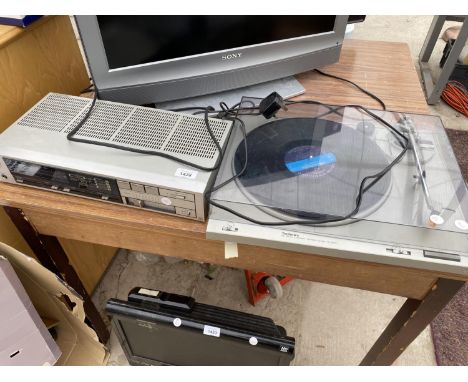 A TECHNICS TURNTABLE SYSTEM IN WORKING ORDER TOGETHER WITH AN INEGRATED SU-Z35 AMPLIFIER, POWERS UP BUT UNABLE TO TEST 