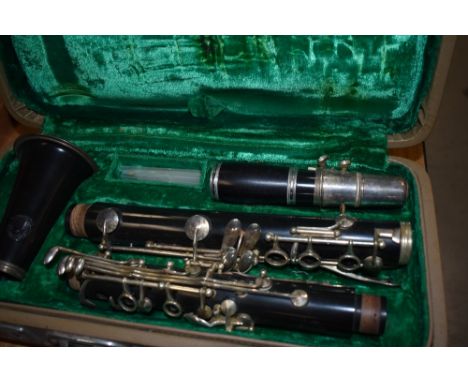 A Chinese clarinet in case