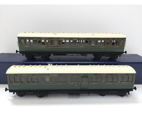 LAWRENCE Scale Models - 2 x Brass Kit Built ex LSWR Coaches Southern Olive Green c 1930-1933 - Lavatory/Composite # 4607 and 