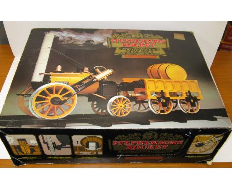 HORNBY G100 3.5 in Gauge Stephensons Rocket - Excellent with Funnel, Spanner and Instructions in an Excellent Tray with Fair 