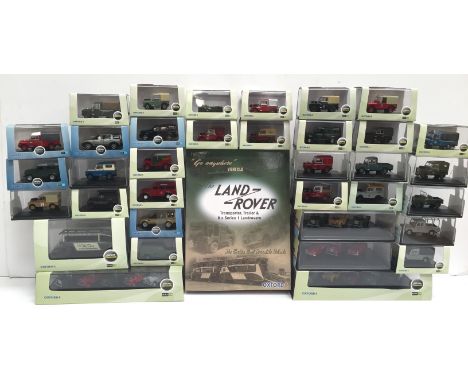 Quantity of Oxford Land Rover 1/76 scale diecast models, includes: The Land Rover Set comprising Transporter, Trailer & 8 x S