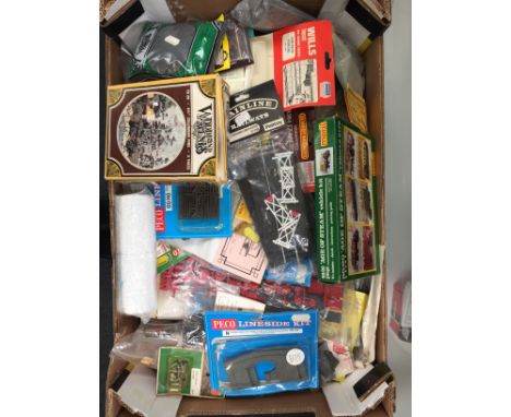 A Box of 00 scenic Accessories, Locomotive detailing parts, Electric Street/Platform Lighting, numerous Mikes Models and othe