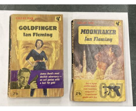 A FIRST EDITION GREAT PAN IAN FLEMING "MOONRAKER" PAPERBACK BOOK DATED 1961 TOGETHER WITH A "GOLDFINGER" PAPERBACK BOOK DATED