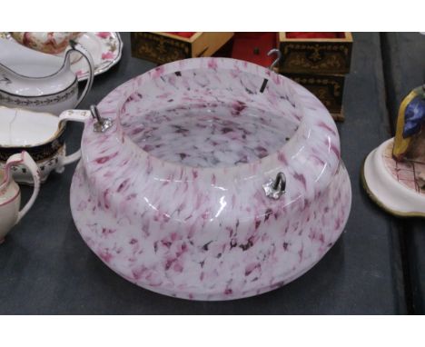 A VINTAGE GLASS MOTTLED PINK LIGHT SHADE, DIAMETER APPROX 29CM