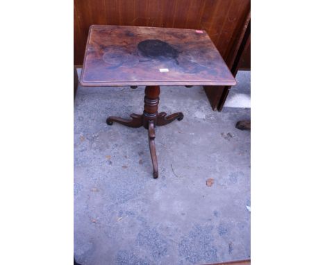 A 19TH CENTURY MAHOGANY TILT-TOP TRIPOD TABLE, 27" X 22"