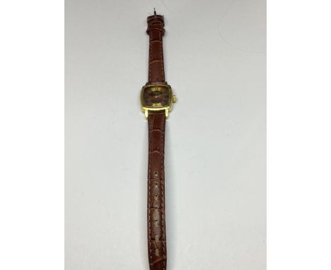 A GOLD PLATED SEKONDA WRIST WATCH WITH LEATHER STRAP SEEN WORKING BUT NO WARRANTY