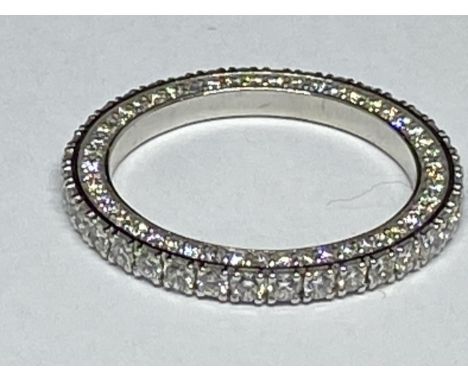 AN 18 CARAT WHITE GOLD RING WITH 1.25 CARATS OF ROUND BRILLIANT CUT NATURAL DIAMONDS SIZE L GROSS WEIGHT 2.73 GRAMS WITH GEMO