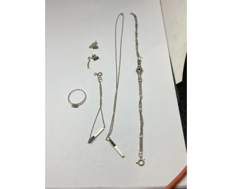 FIVE ITEMS OF SILOVER JEWELLERY TO INCLUDE A BLUE STONE NECKLACE, BRACELET, RING AND EARRING SET AND A FURTHER SILVER BRACELE
