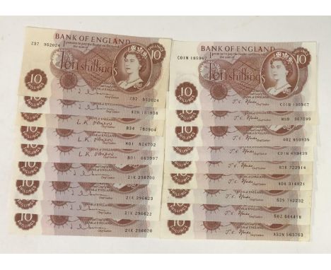 Eighteen Elizabeth II ten shillings notes, to include a consecutive pair, comprising L K O'Brien (3), J Q Hollom (6), J S Ffo