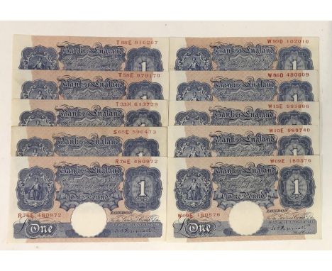 Ten emergency wartime issue one pound notes, K O Peppiatt 