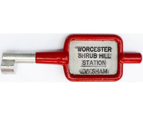 GWR/BR-W Tyers No9 single line aluminium key token WORCESTER SHRUB HILL STATION - EVESHAM, configuration A. In ex railway con