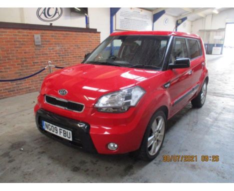 Make &amp; Model: Kia Soul Samba CRDIDate of Reg: NG09 FBUColour: Redcc: 1582MoT: 21-07-2022Fuel Type: DIESELMileage: 64kTran