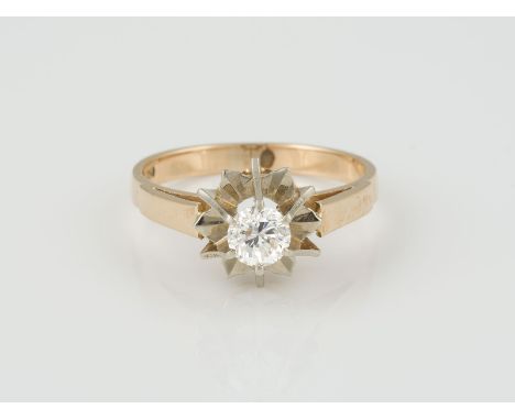 RING Gelbgold. Ringmaß ca. 59, Ges.-Gew. ca. 4,6 g. Gest. 750. Ein Brillant, ca. 0,45 ct. Besch., Schienengröße geändert.