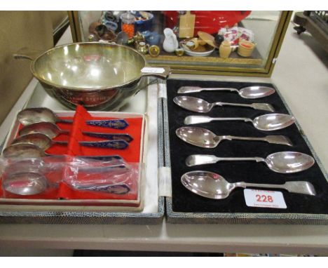 A 20th century Barton silver porringer, with a cased set of enamel tea spoons and a similar set