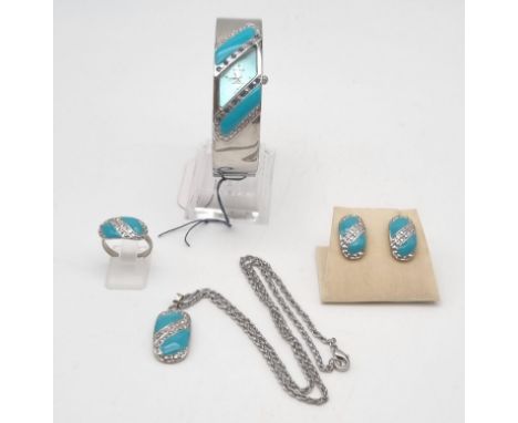 A Paul Jardin Fascination Watch and Jewellery Gift Box.Blue enamel, white and blue stones on white metal. Includes: bracelet 