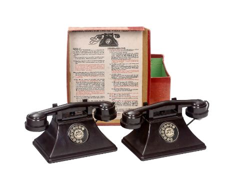 The Kay Telephone Set Nr. 4, um 1950Spielzeugtelephon, hergestellt von Kay Sports &amp; Games Ltd, Carlisle Road, The Hyde, L